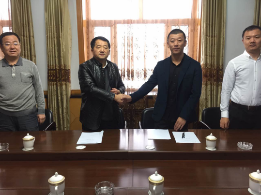 宝运莱与鹤北林业局签约现场 宝运莱与鹤北林业局签约现场