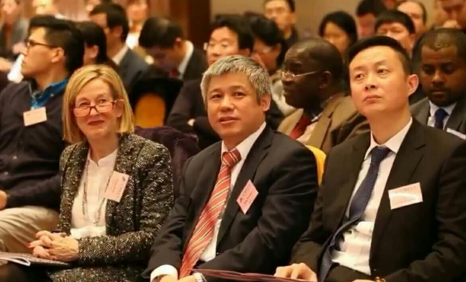 宝运莱(证券代码831999)董事长郑两斌应邀参与“2017中国能源春联谊会” 宝运莱(证券代码831999)董事长郑两斌应邀参与“2017中国能源春联谊会”